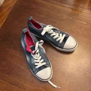 Pep Step 
Blue Distressed Denim Sneakers